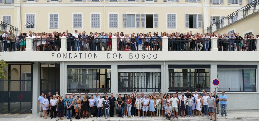 Façade de l'établissement